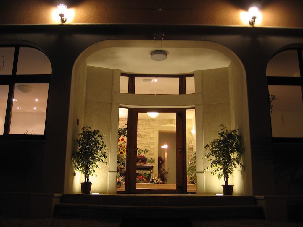 Guest House Caterina Porec Luaran gambar